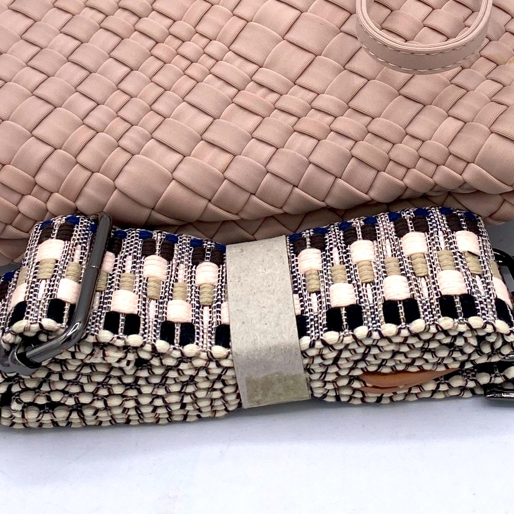 PreneLove Charlotte Hand Woven Wristlet /Crossbody Bag Dusty Pink NWT - Picture 7 of 11
